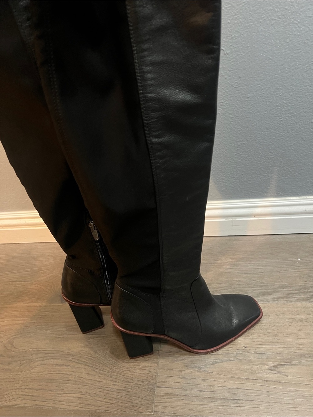 Vince Camuto Leather Black Knee-High Block Heel Women's Boots
